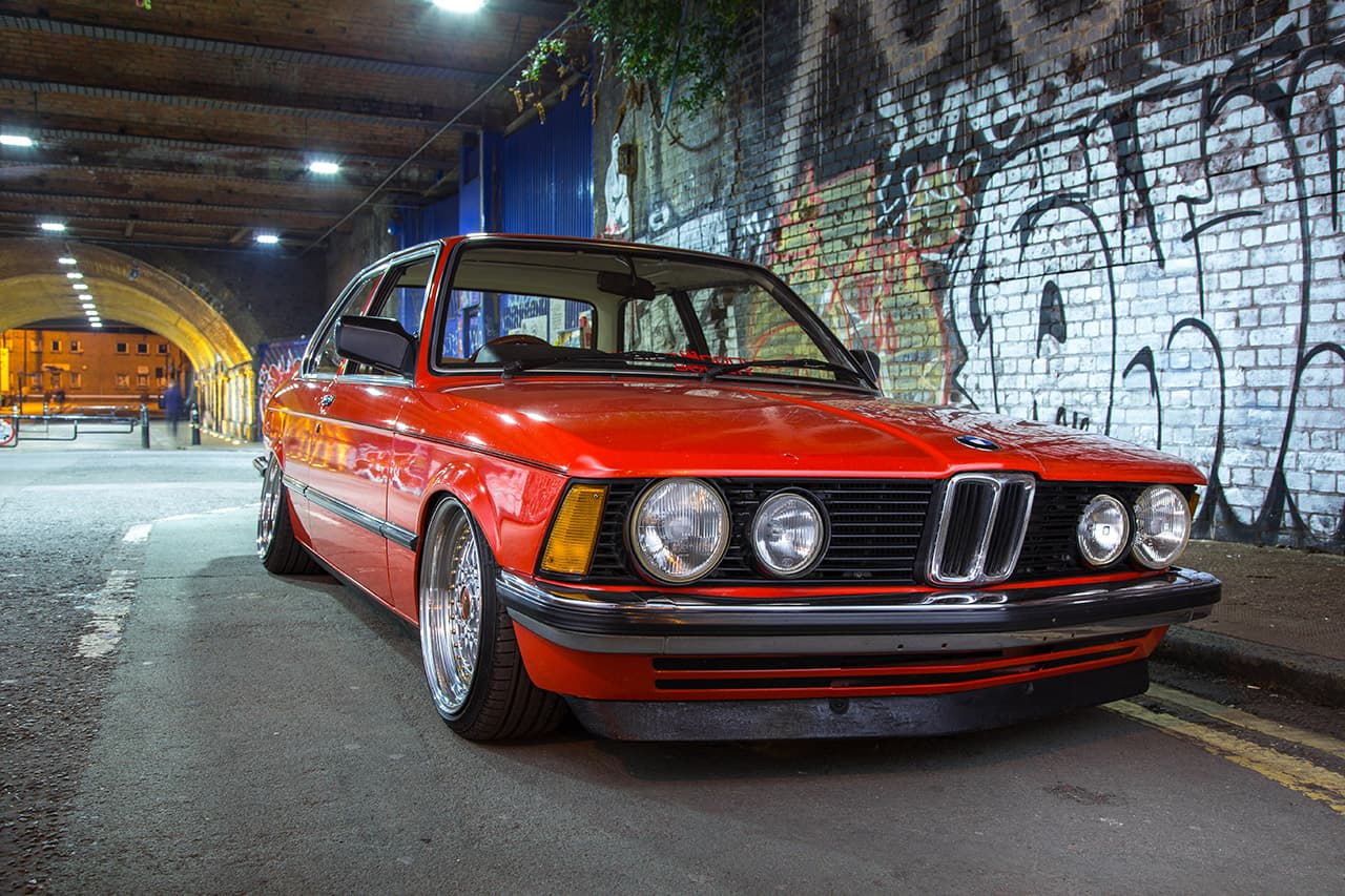 BMW E21 on Air Lift Performance