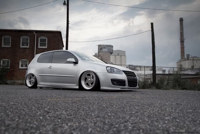 Air Lift Performance VW GTI